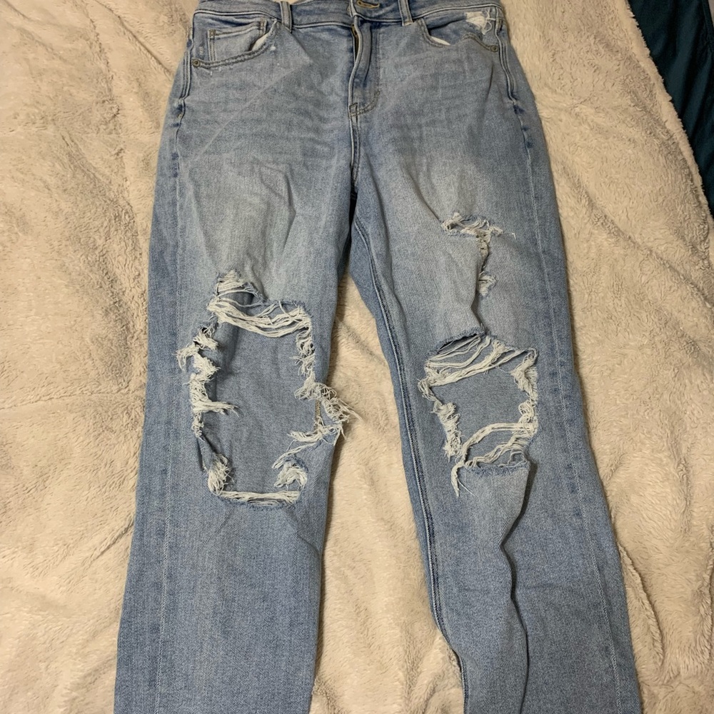American Eagle mom jeans